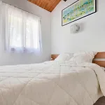 度假居 Lovely In 滨海拉福特